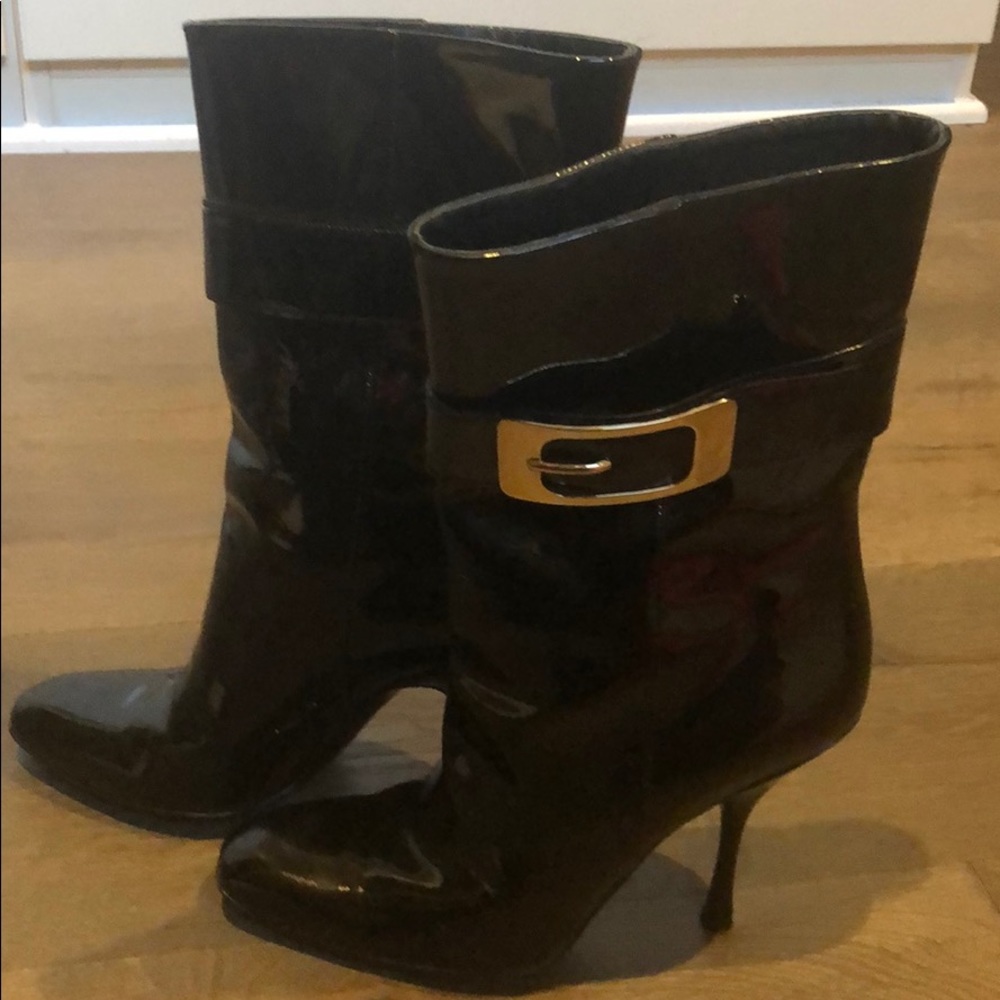 Gucci patent leather booties